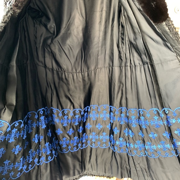 Vintage, Black Double-Breasted Persian Lamb Coat w/ Mink Collar&leather detail. - Picture 13 of 13